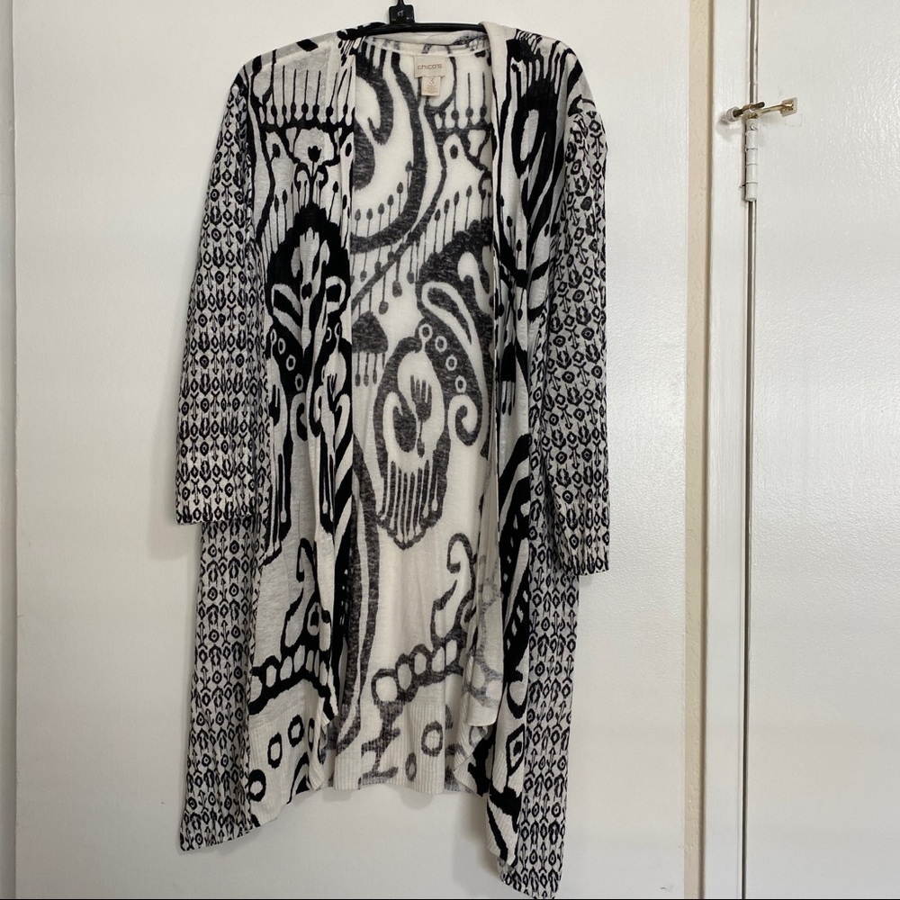 NWOT Chico’s Black and White Cardigan